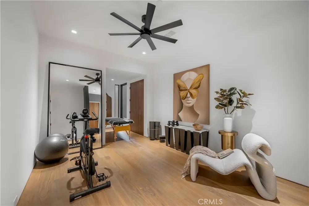 2516 Ocean Boulevard Corona del Mar, CA 92625