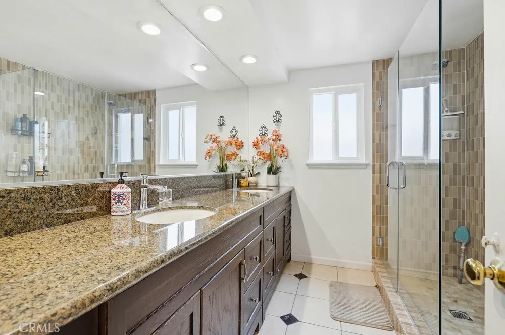 500 Hanover Anaheim, CA 92801