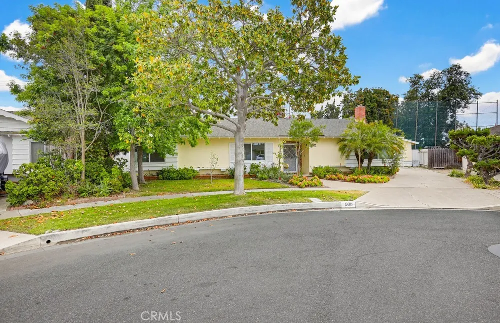 500 Hanover Anaheim, CA 92801