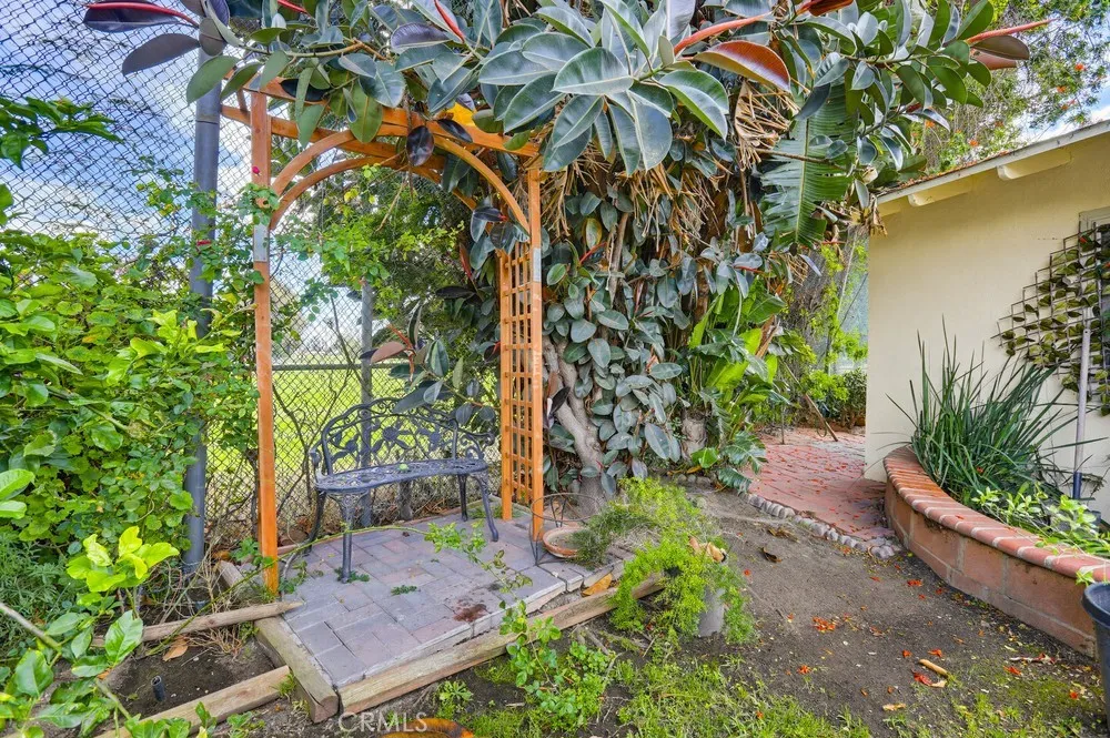 500 Hanover Anaheim, CA 92801