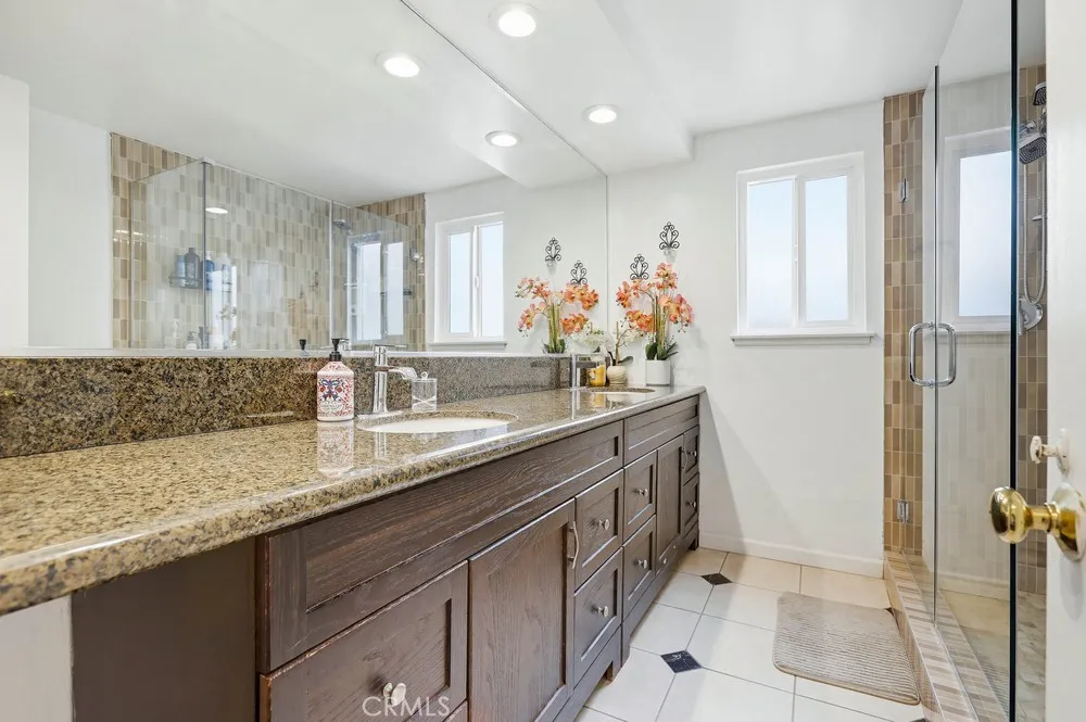 500 Hanover Anaheim, CA 92801