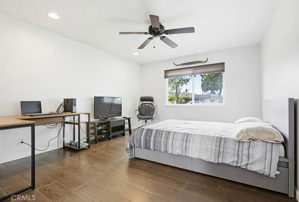 500 Hanover Anaheim, CA 92801