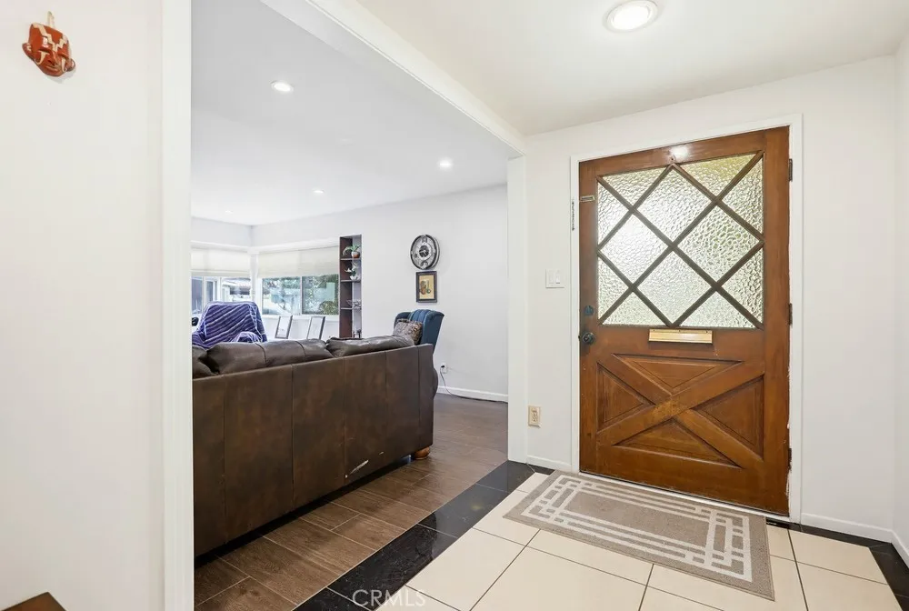 500 Hanover Anaheim, CA 92801