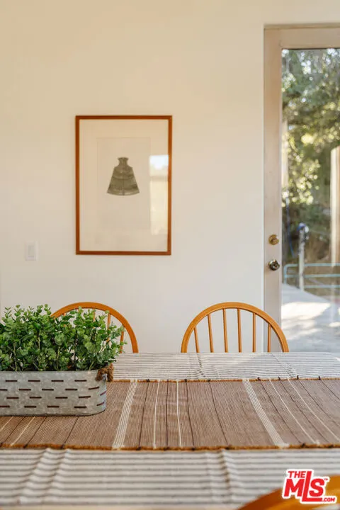 229 Muerdago Road Topanga, CA 90290