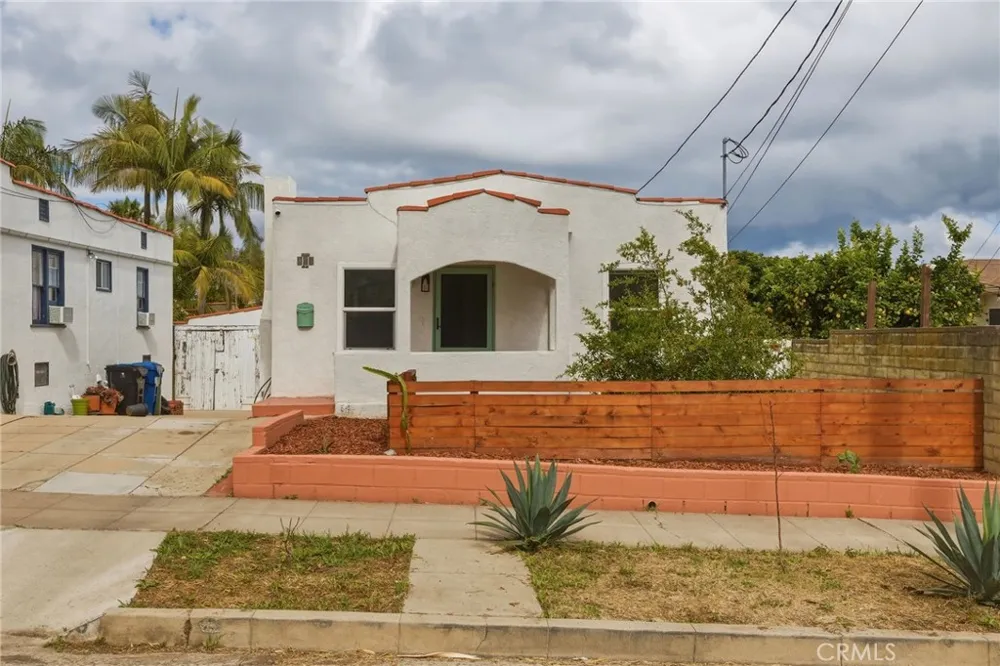 826 Oro San Pedro, CA 90731