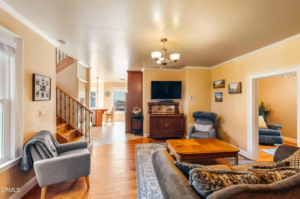 45180 Headlands Drive Little River, CA 95456