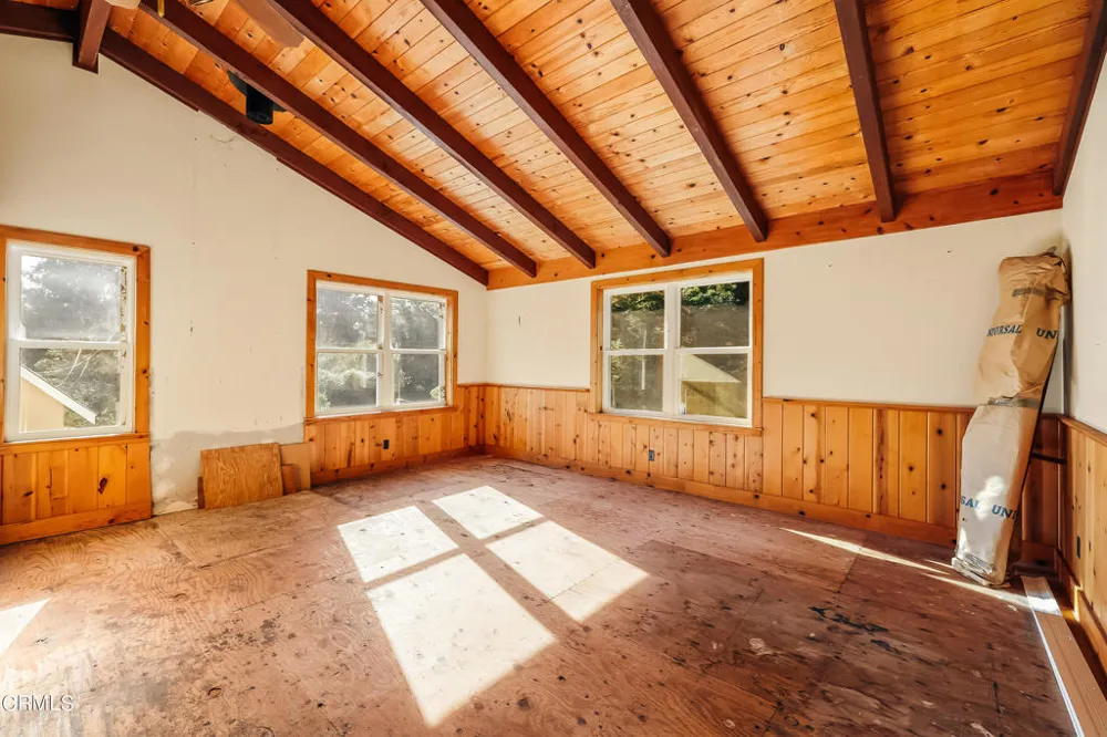 45180 Headlands Drive Little River, CA 95456