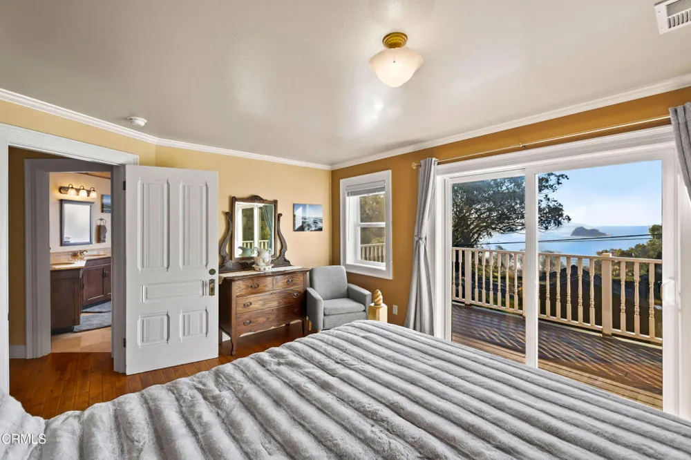 45180 Headlands Drive Little River, CA 95456