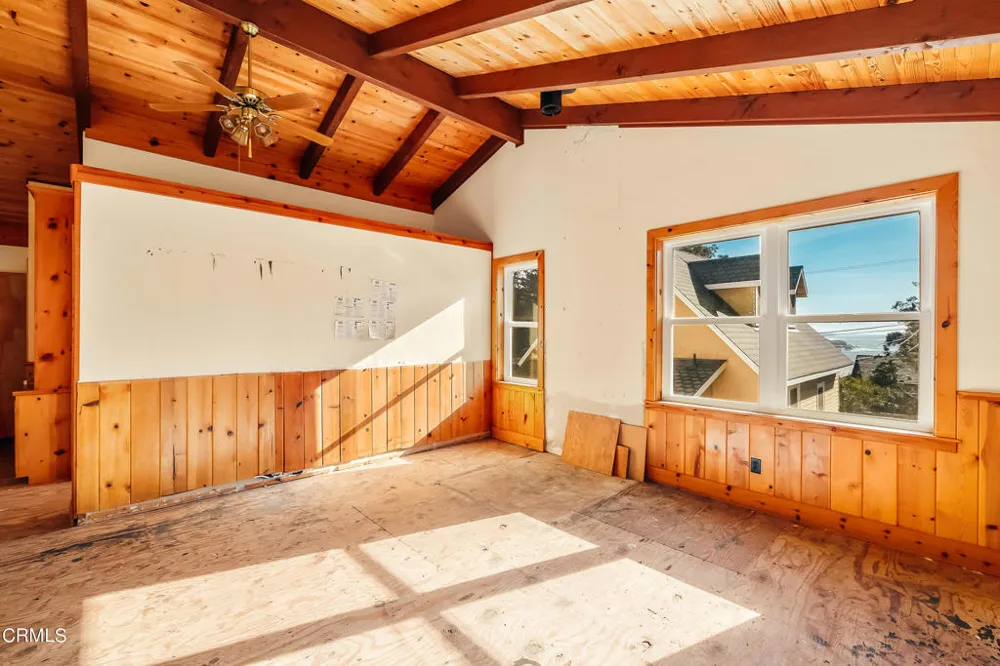 45180 Headlands Drive Little River, CA 95456