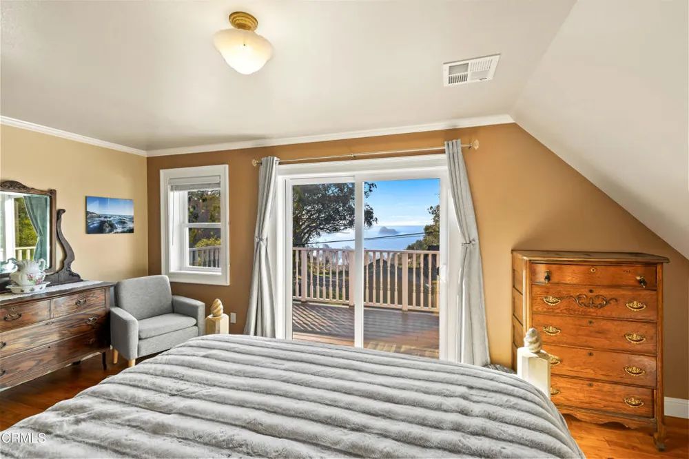 45180 Headlands Drive Little River, CA 95456