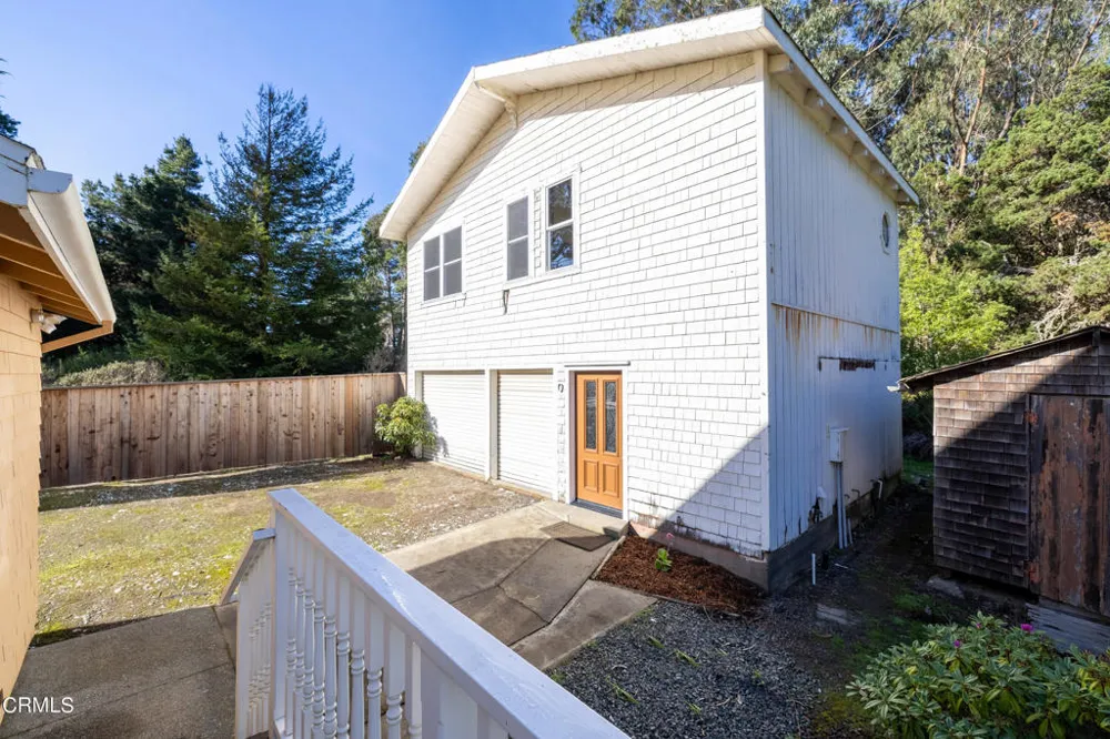45180 Headlands Drive Little River, CA 95456