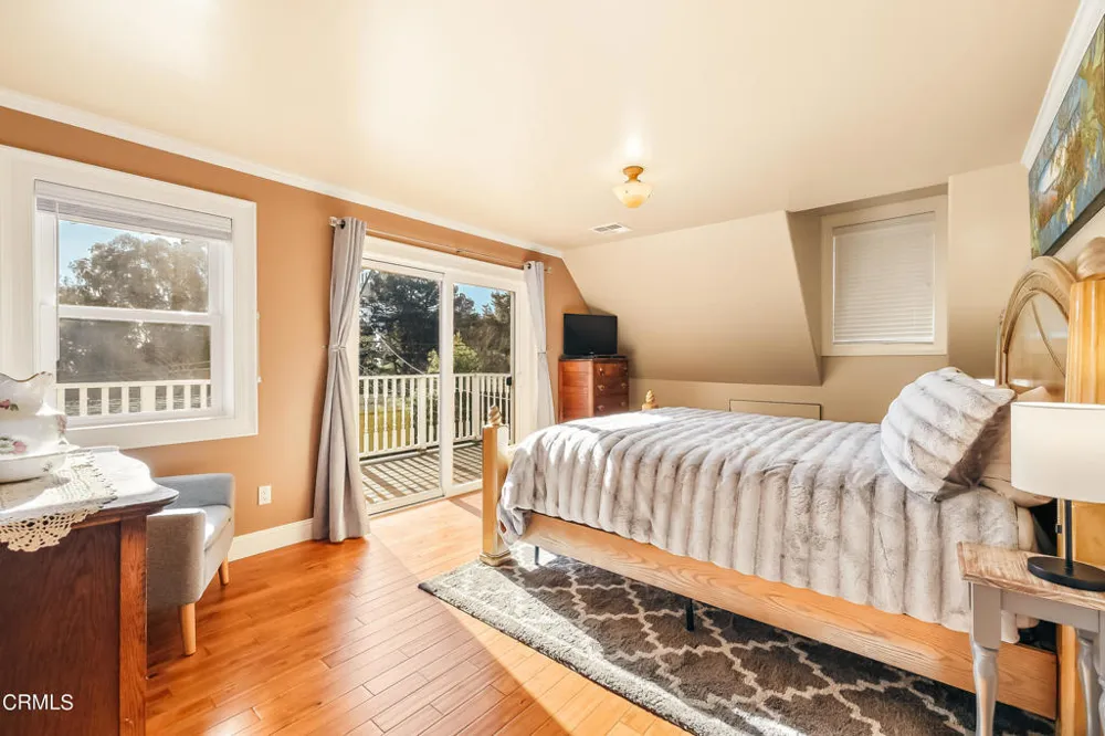 45180 Headlands Drive Little River, CA 95456