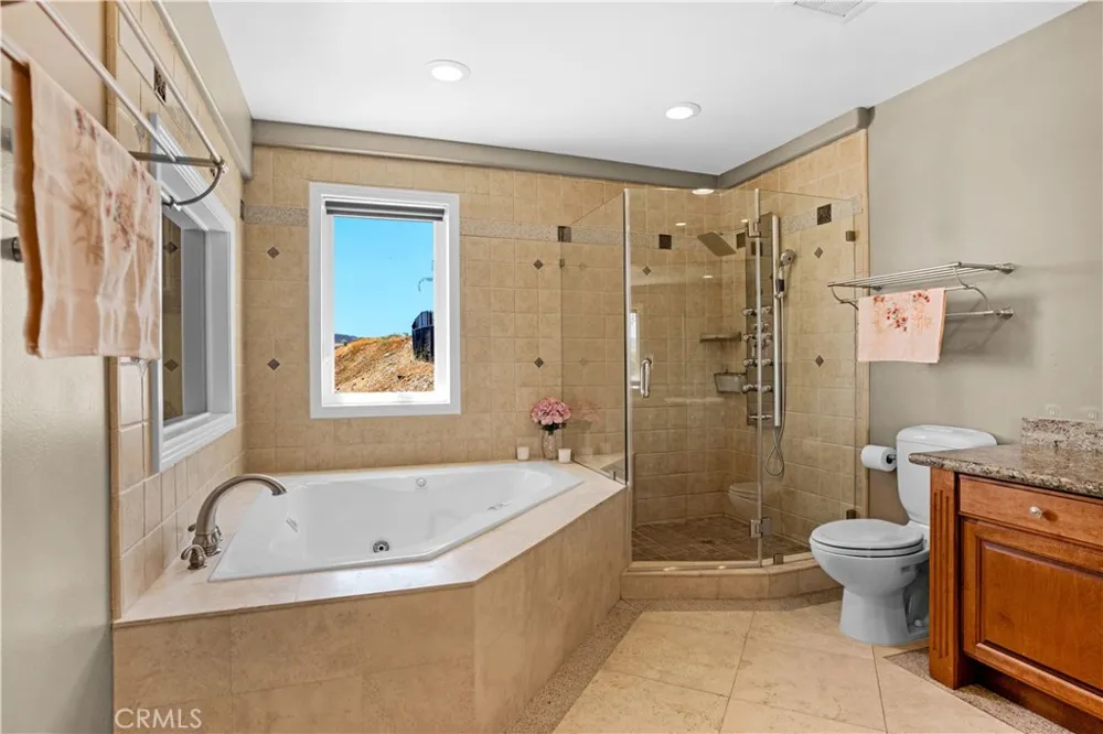 22175 Crusader Canyon Lake, CA 92587