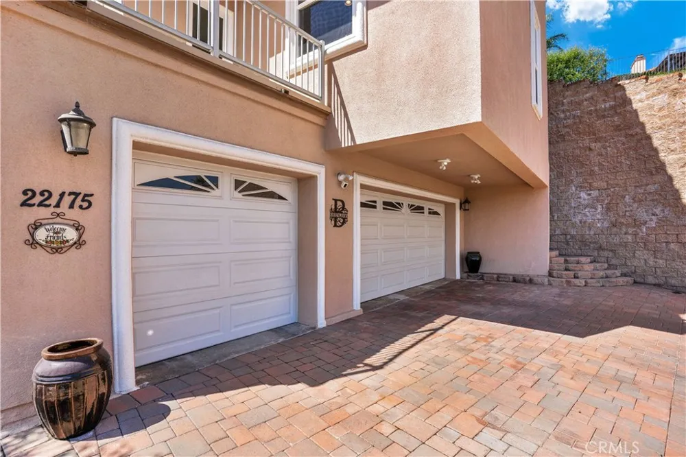 22175 Crusader Canyon Lake, CA 92587