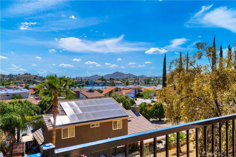 22175 Crusader Canyon Lake, CA 92587