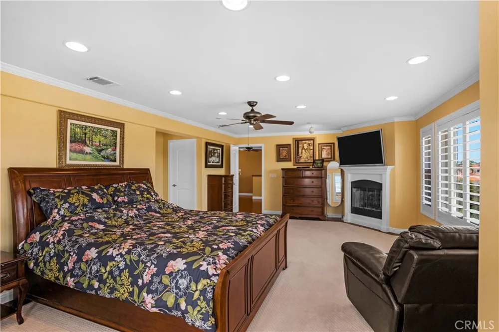 22175 Crusader Canyon Lake, CA 92587