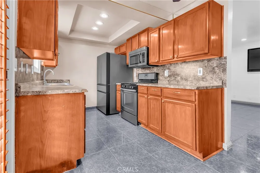 17439 Virginia Bellflower, CA 90706