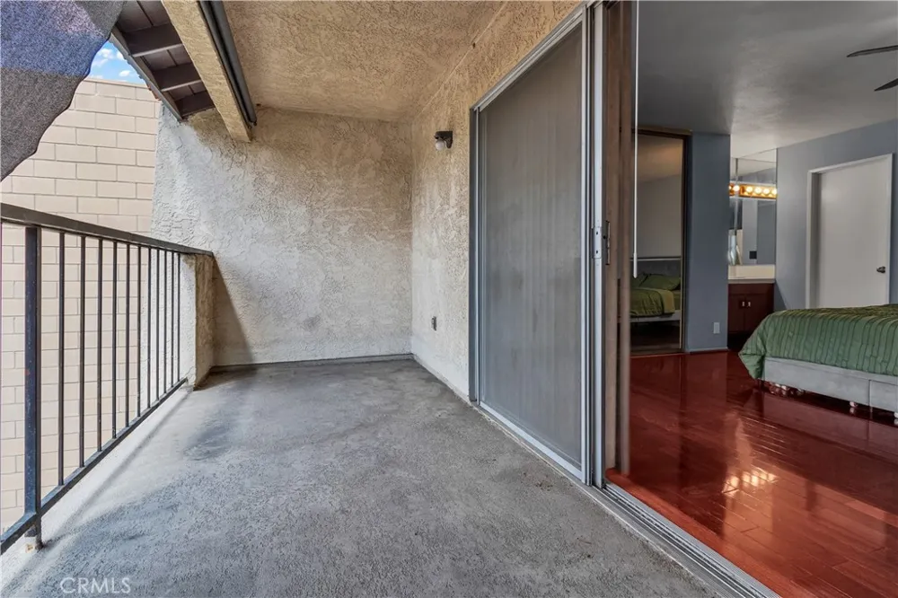 17439 Virginia Bellflower, CA 90706