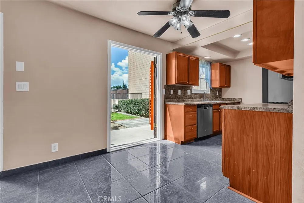 17439 Virginia Bellflower, CA 90706