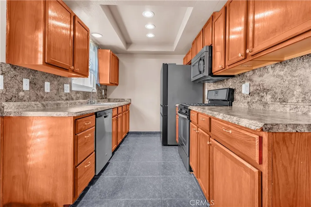 17439 Virginia Bellflower, CA 90706
