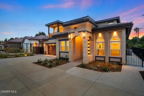 295 Toyon Court