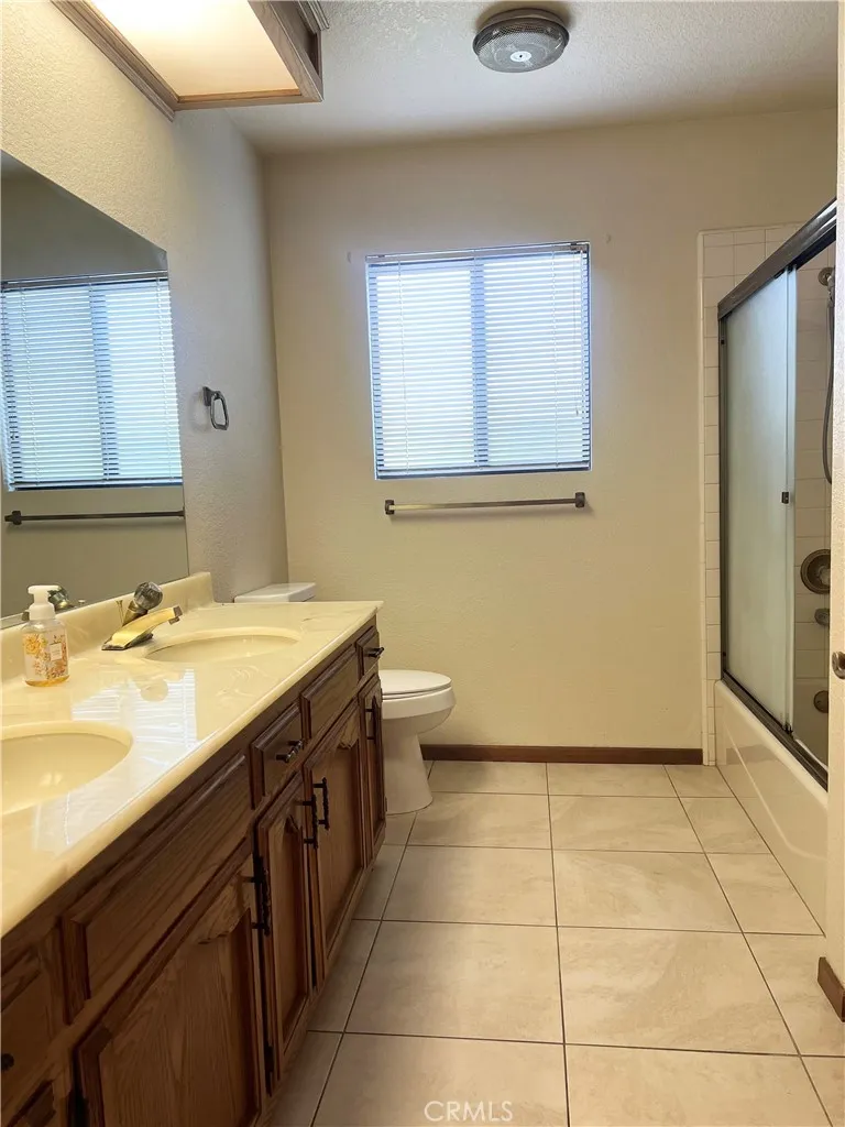 739 Chardonnay Place Hemet, CA 92544