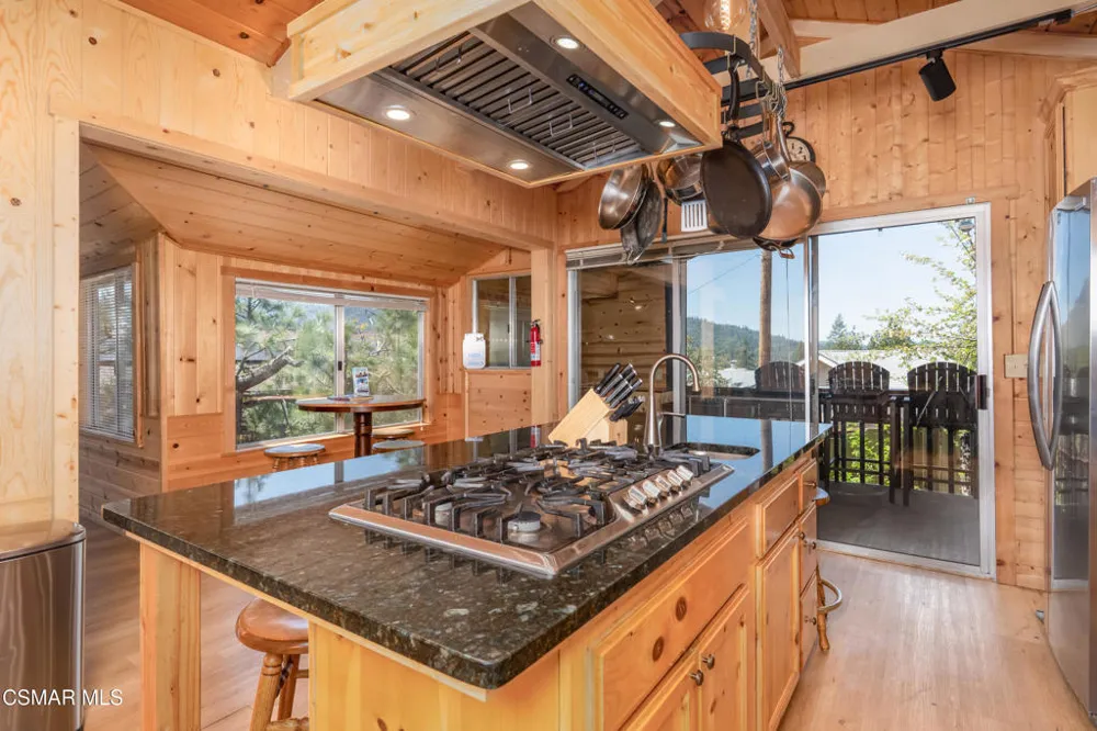 56401 Marina View Way Bass Lake, CA 93604