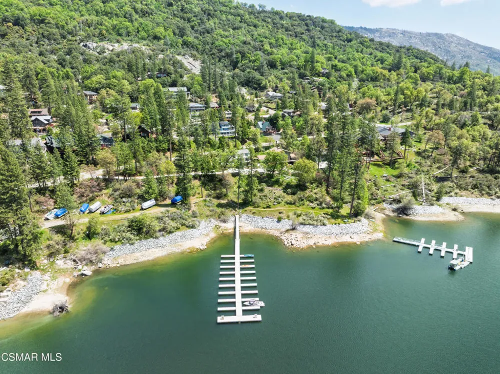 56401 Marina View Way Bass Lake, CA 93604