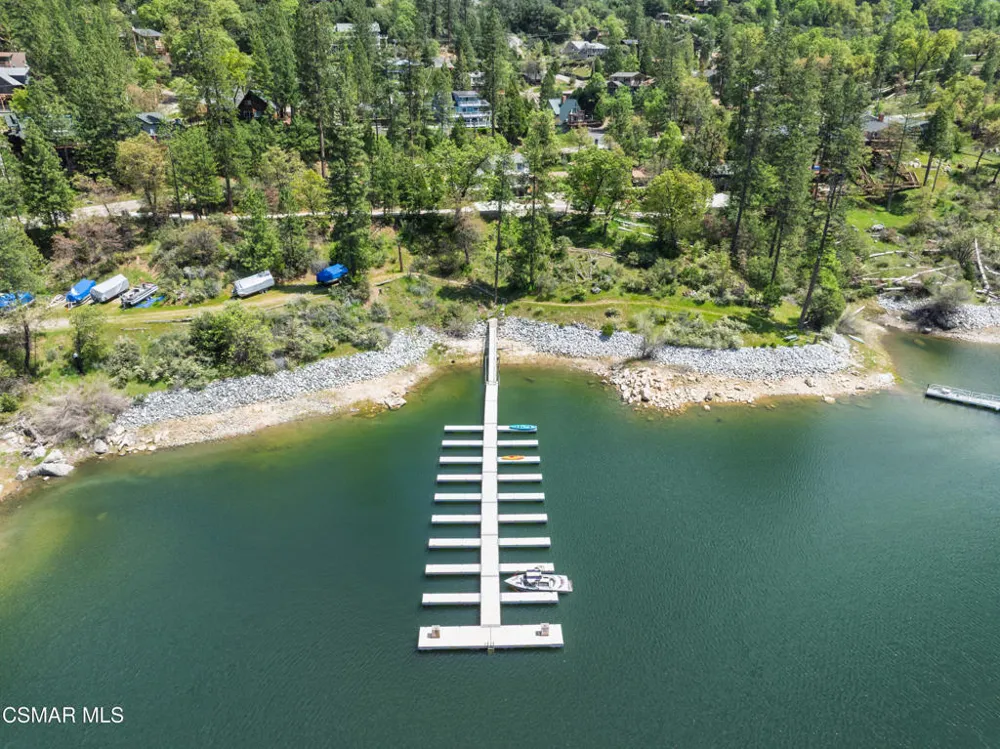 56401 Marina View Way Bass Lake, CA 93604