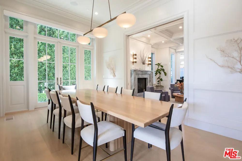 1580 Sorrento Drive Pacific Palisades, CA 90272