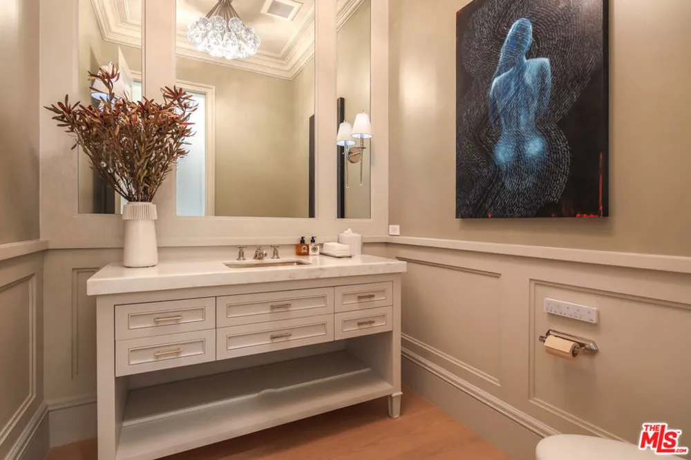 1580 Sorrento Drive Pacific Palisades, CA 90272