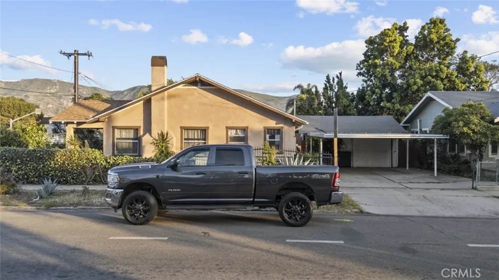 244 10th Santa Paula, CA 93060