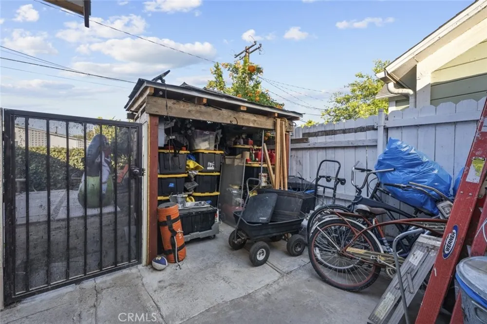 244 10th Santa Paula, CA 93060