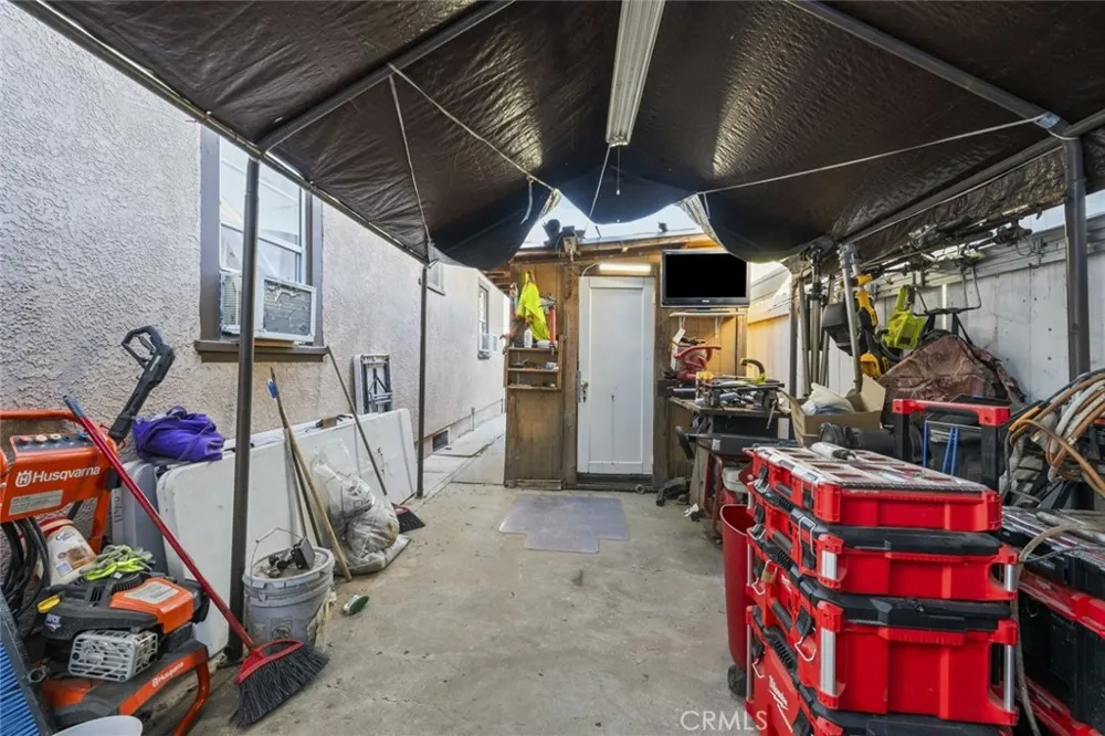 244 10th Santa Paula, CA 93060