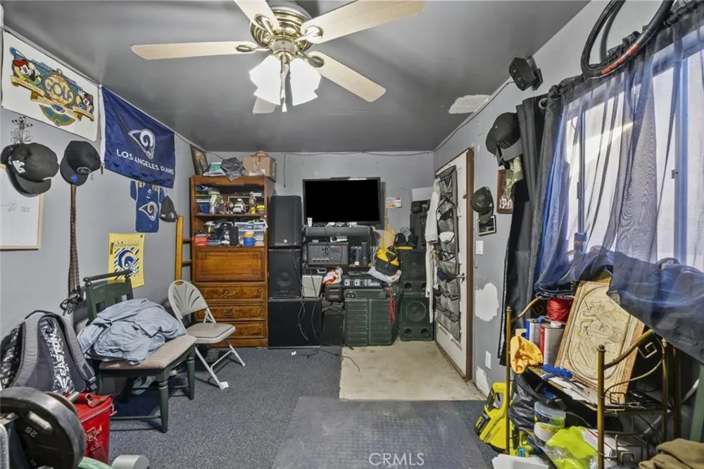 244 10th Santa Paula, CA 93060
