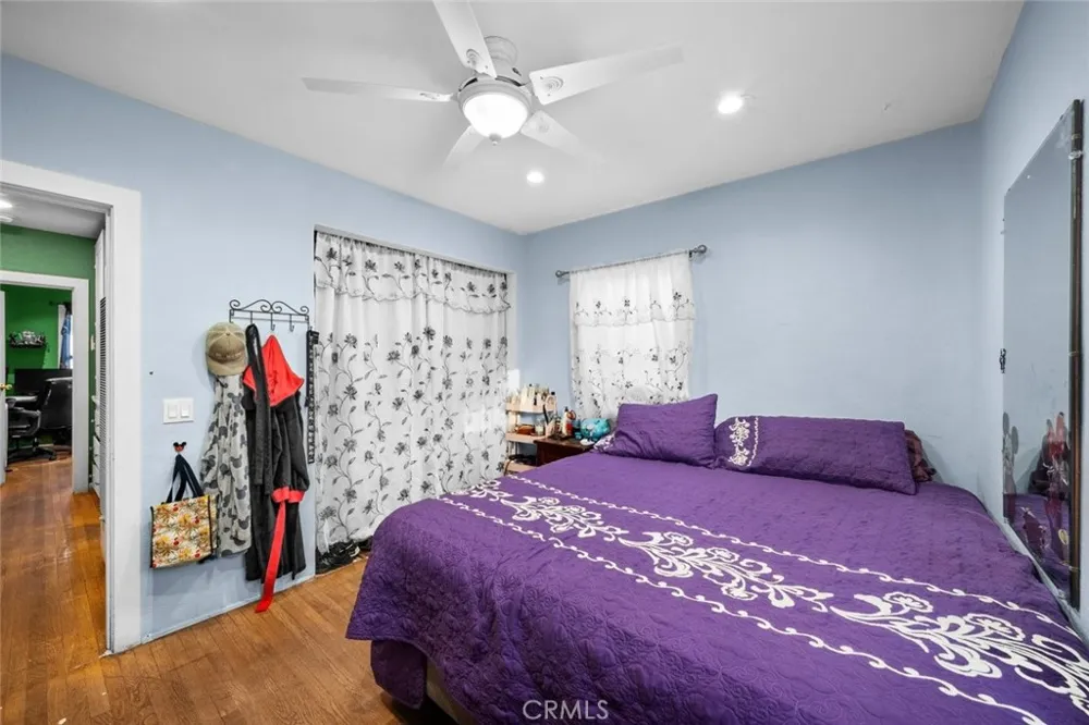244 10th Santa Paula, CA 93060