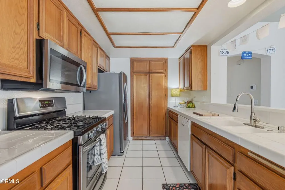 650 Ivywood Lane #A Simi Valley, CA 93065
