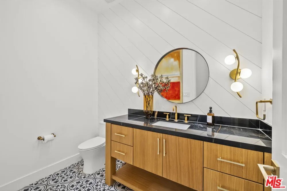 5314 Willis Avenue Sherman Oaks, CA 91411