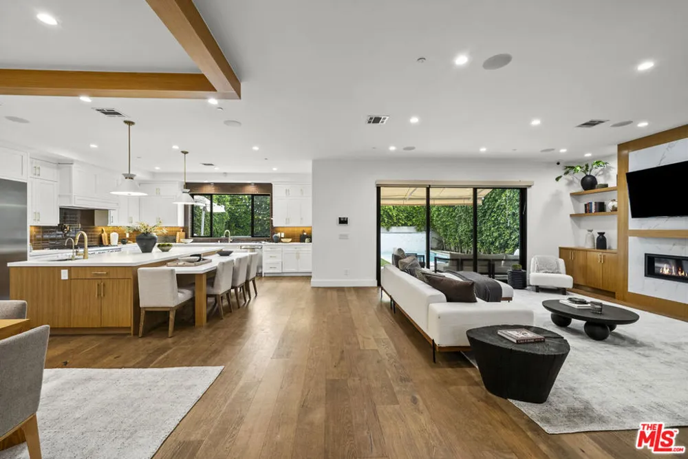 5314 Willis Avenue Sherman Oaks, CA 91411