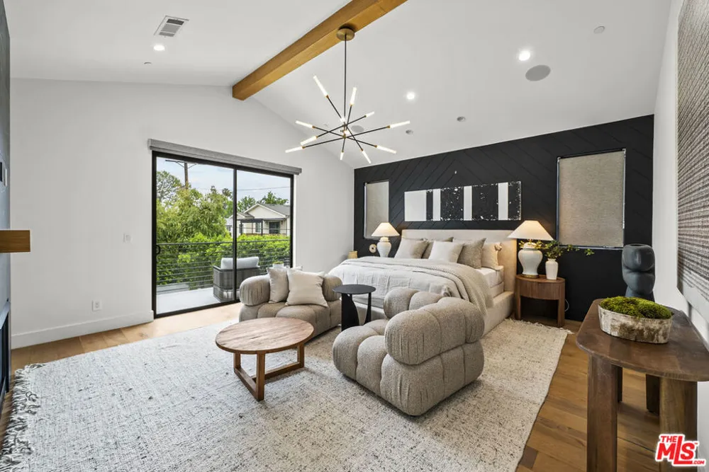 5314 Willis Avenue Sherman Oaks, CA 91411