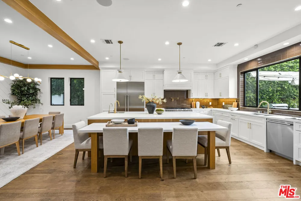 5314 Willis Avenue Sherman Oaks, CA 91411