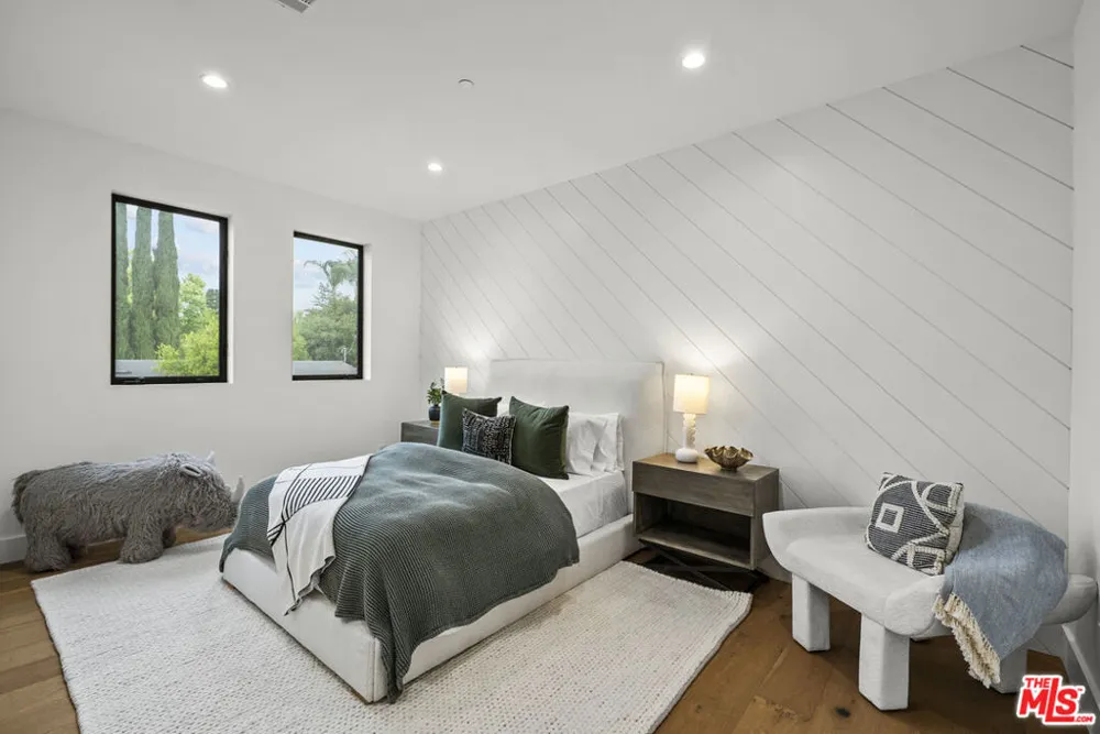 5314 Willis Avenue Sherman Oaks, CA 91411