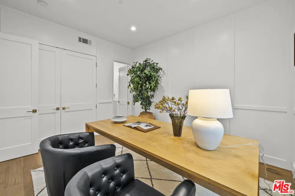 5314 Willis Avenue Sherman Oaks, CA 91411