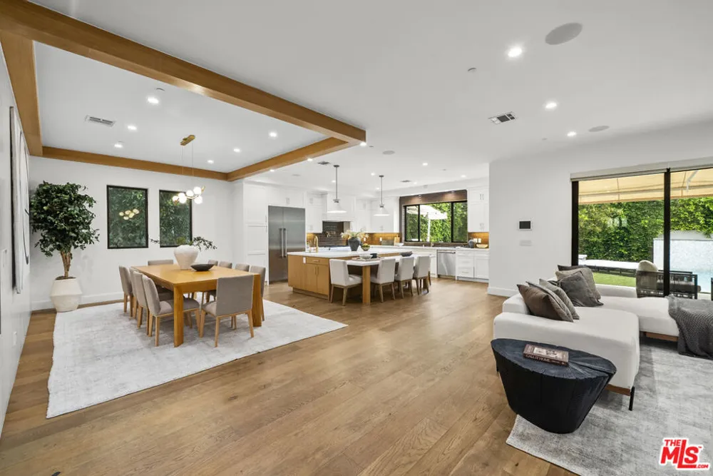5314 Willis Avenue Sherman Oaks, CA 91411