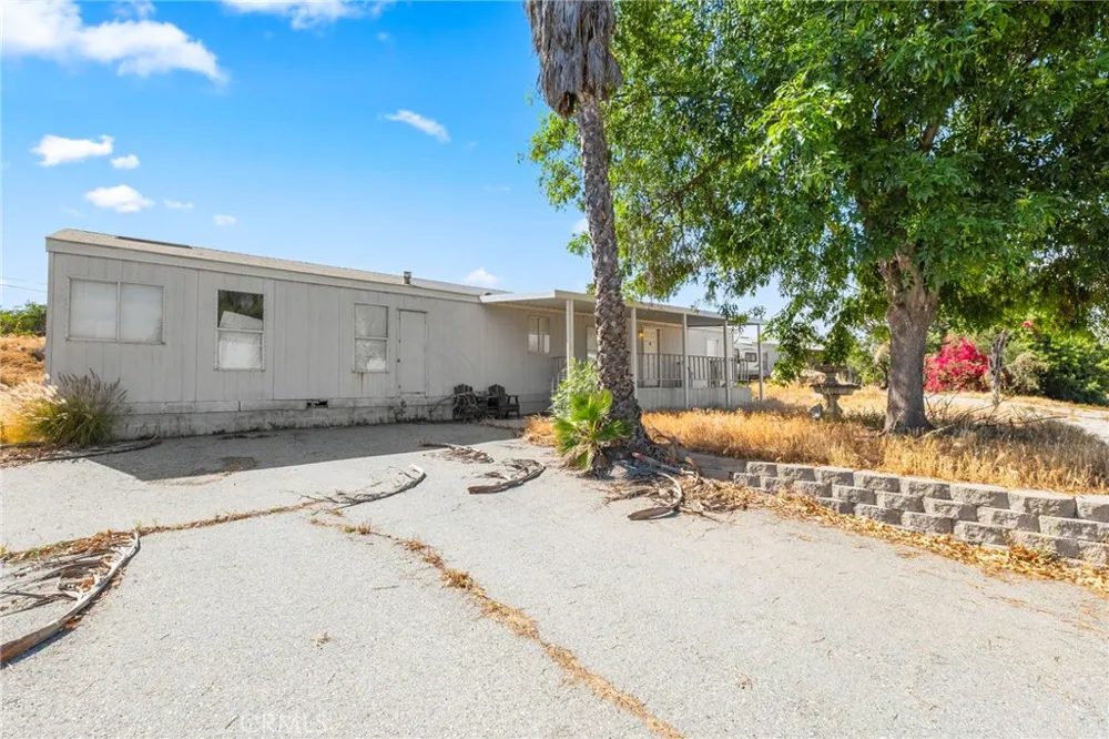 18420 Decker Perris, CA 92570