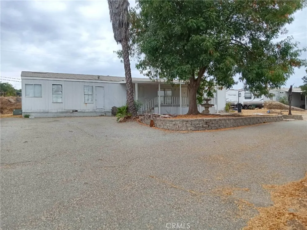 18420 Decker Perris, CA 92570