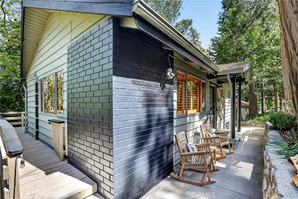 176 Fir Terrace Cedar Glen, CA 92321