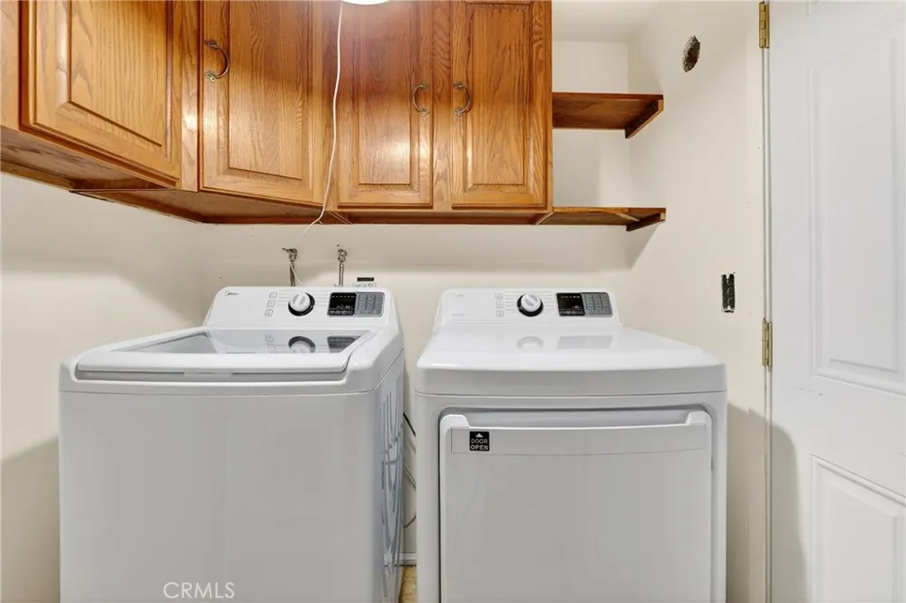 176 Fir Terrace Cedar Glen, CA 92321