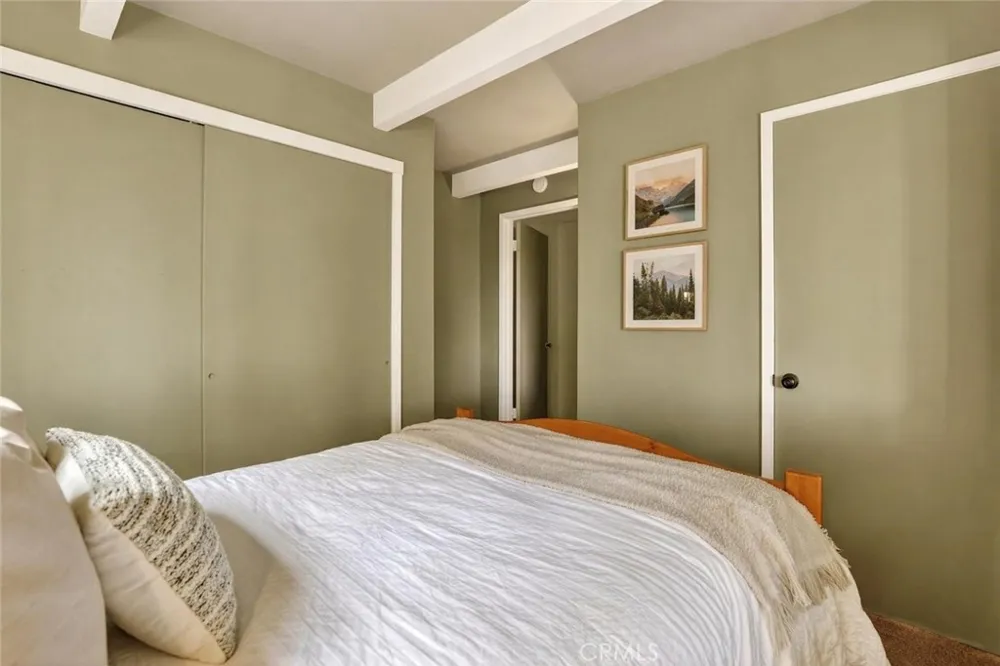 176 Fir Terrace Cedar Glen, CA 92321
