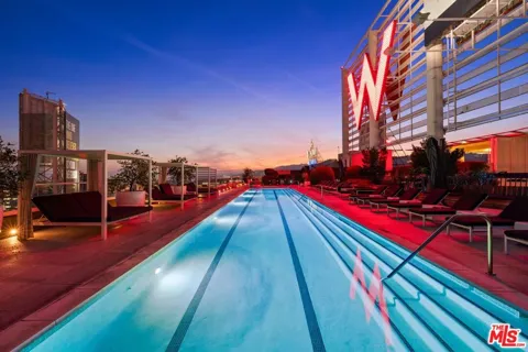 6250 Hollywood Boulevard #14H